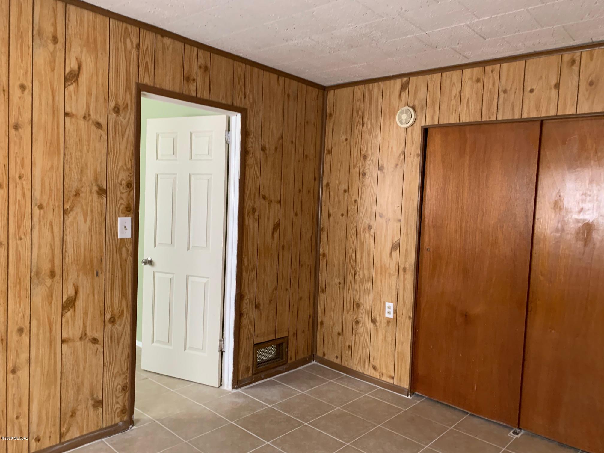 681 East McNeil Road Benson, AZ 85602 - Photo 9 of 17