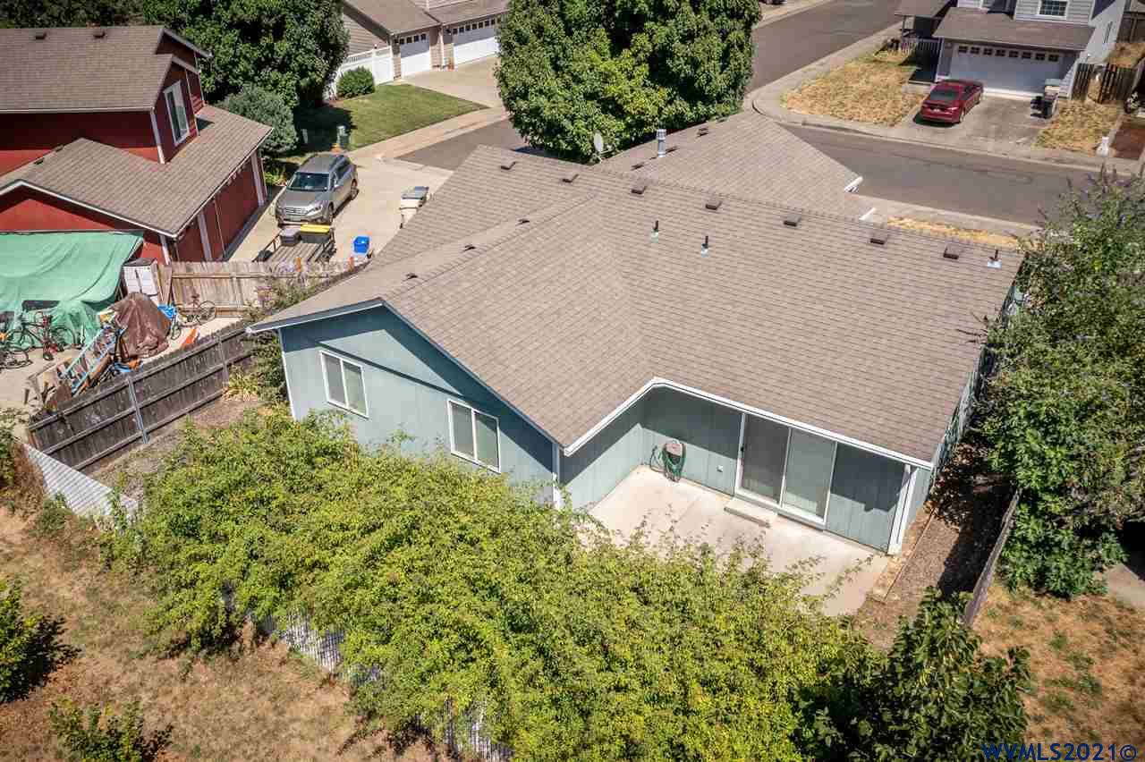 776 Northwest Teak Loop Albany, OR 97321 - Photo 19 of 22 Gallery Image 19