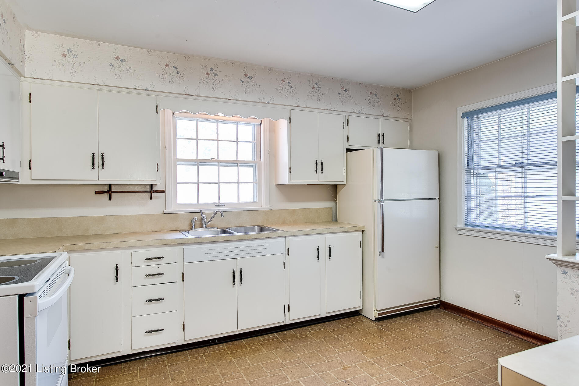 320 Brunswick Road Louisville, KY 40207 - Photo 15 of 42 320 Brunswick Rd-15
