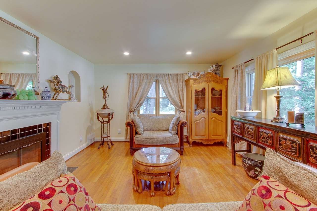 271 South High Point Road Spartanburg, SC 29301 - Photo 4 of 34 Gallery Image 4
