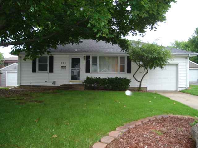 825 West Ridge Road Peoria, IL 61614 - Photo 1 of 5 Gallery Image 1