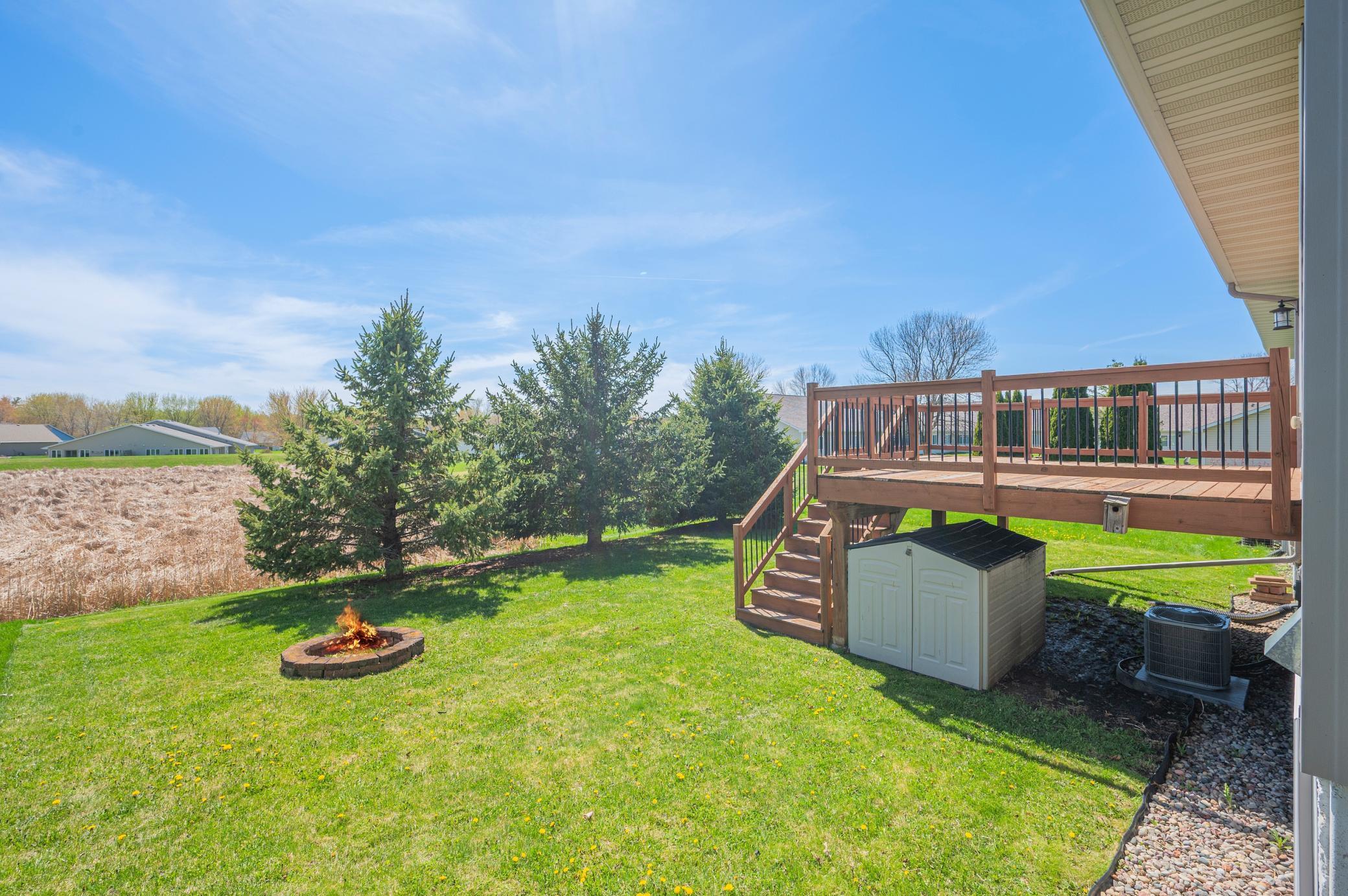382 Cedar Street Baldwin, WI 54002 - Photo 4 of 20