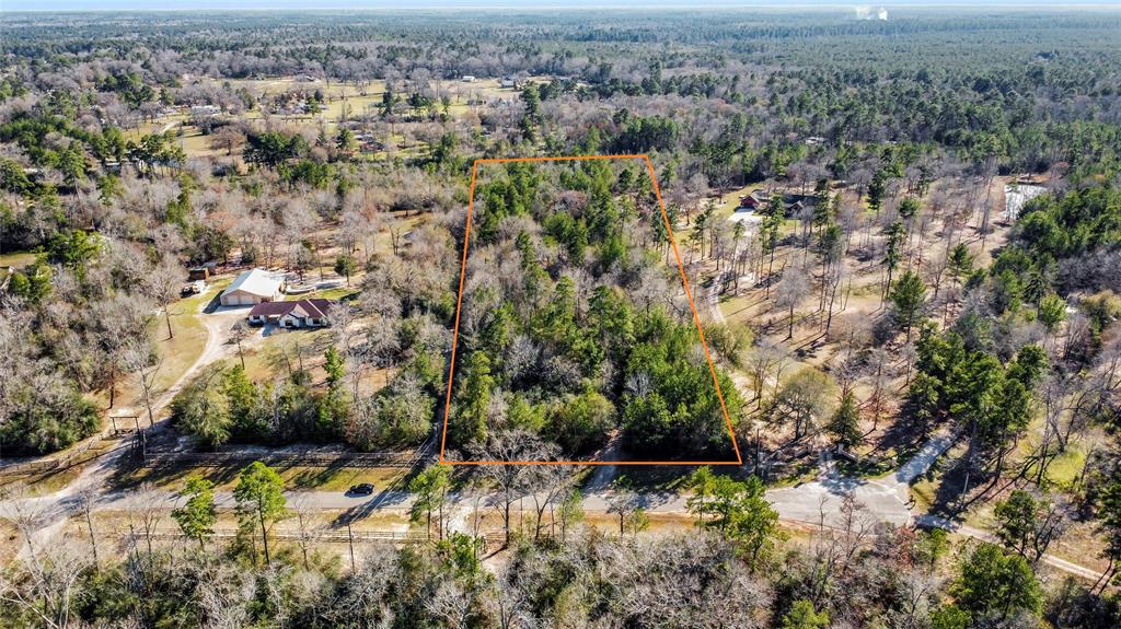 12616 Grove Grv West