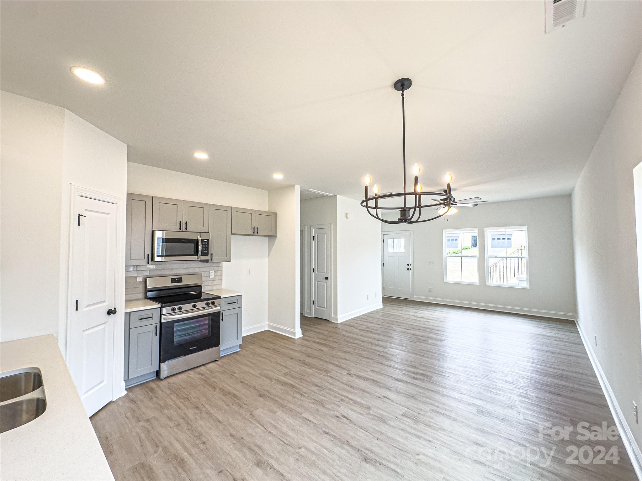 1007 South Ridge Avenue Kannapolis, NC 28083 - Photo 3 of 13 Gallery Image 3