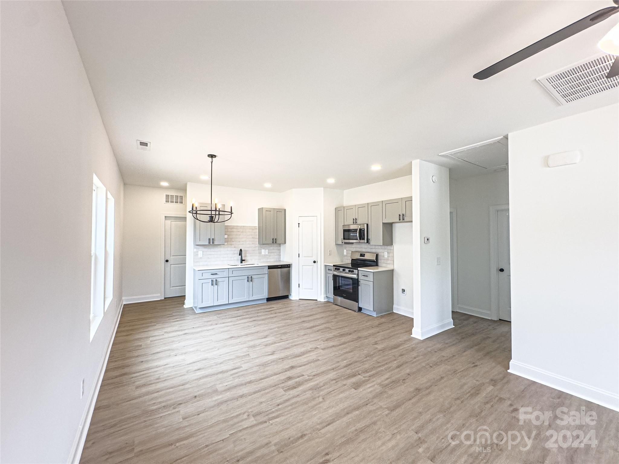 1007 South Ridge Avenue Kannapolis, NC 28083 - Photo 5 of 13 Gallery Image 5