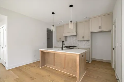 $600,000 | 9553 Jupiter Street, Lenexa, KS 66219