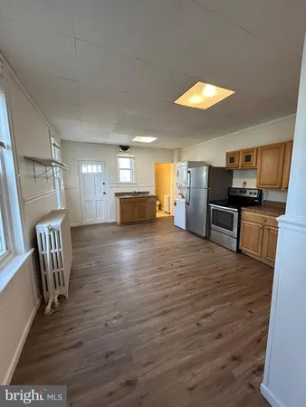 $1,875 | 1030 Radcliffe Street, Unit 1, Bristol, PA 19007