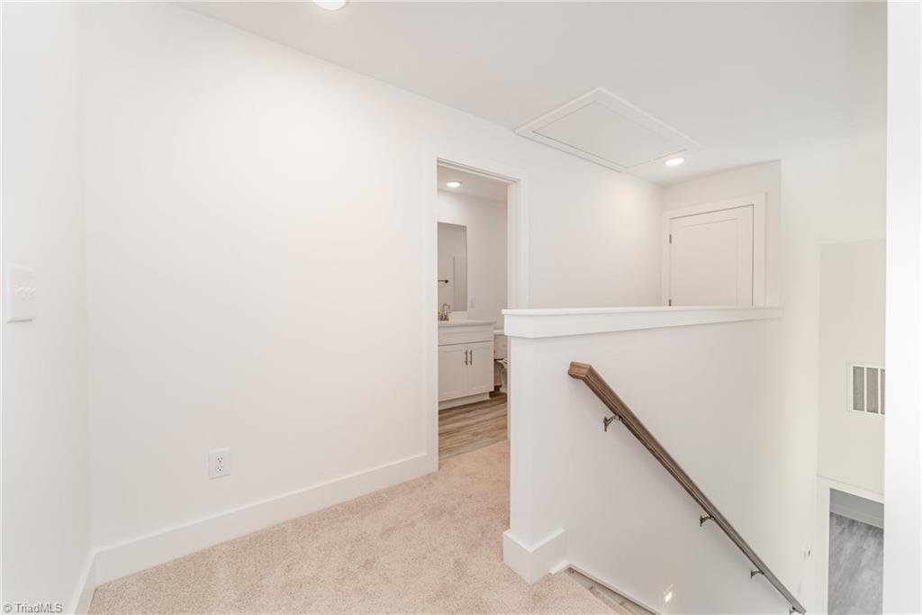 3600 Bridleton Ridge Trail Greensboro, NC 27410 - Photo 21 of 31 Upstairs hall