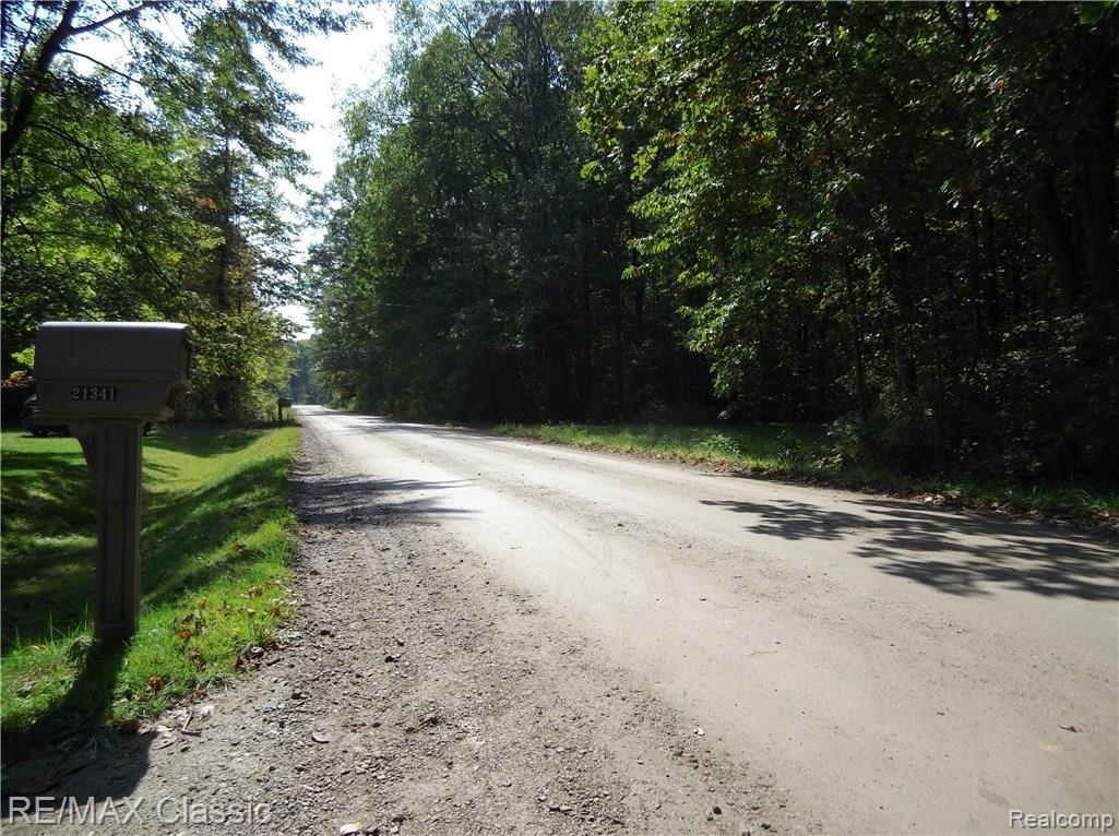 21341 Haggerty Road Belleville, MI 48111 - Photo 61 of 62 IMG_20170921_132352685.jpg