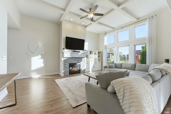 $450,000 | 280 Montalcino Run, Fort Wayne, IN 46845