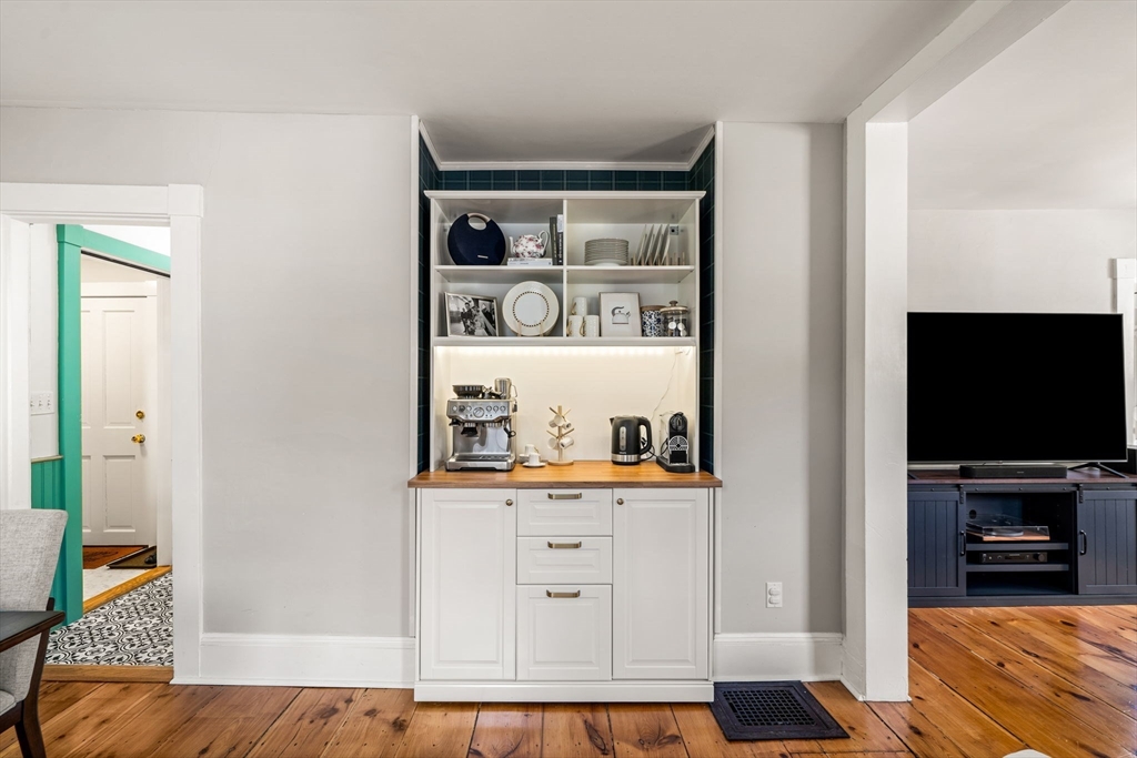 3 Argilla Road Ipswich, MA 01938 - Photo 11 of 33