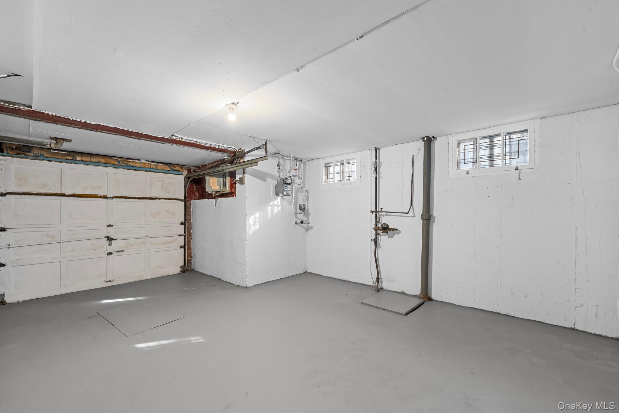 172-11 Horace Harding Expressway Queens, NY 11365 - Photo 16 of 17