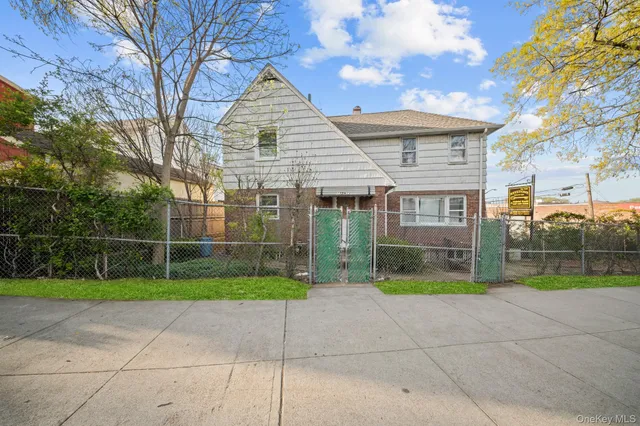 $1,048,000 | 172-11 Horace Harding Expressway | Queensboro Hill