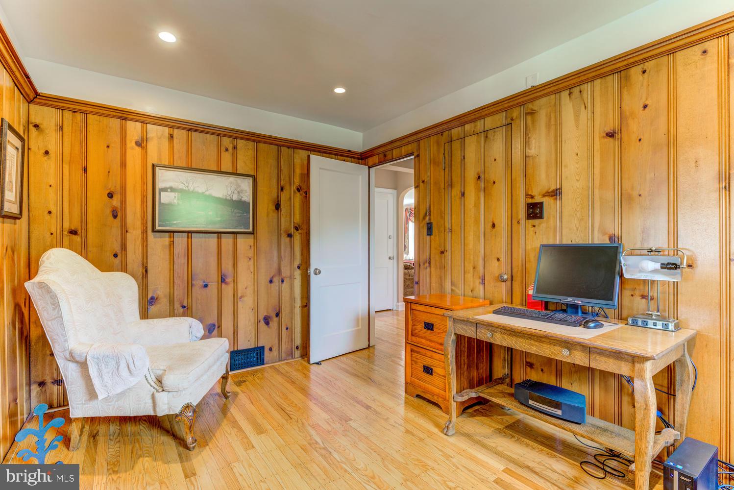 755 West Brookhaven Road Wallingford, PA 19086 - Photo 15 of 66 Office/Den