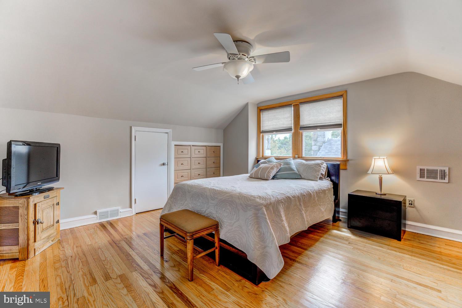 755 West Brookhaven Road Wallingford, PA 19086 - Photo 34 of 66 Bedroom 2 - 2nd Floor