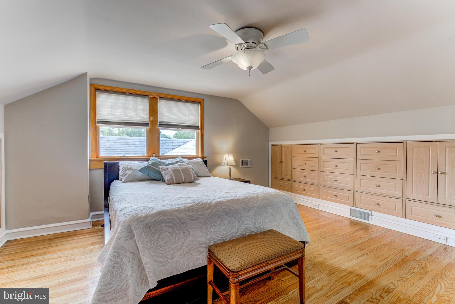 755 West Brookhaven Road Wallingford, PA 19086 - Photo 35 of 66 Bedroom 2 - 2nd Floor