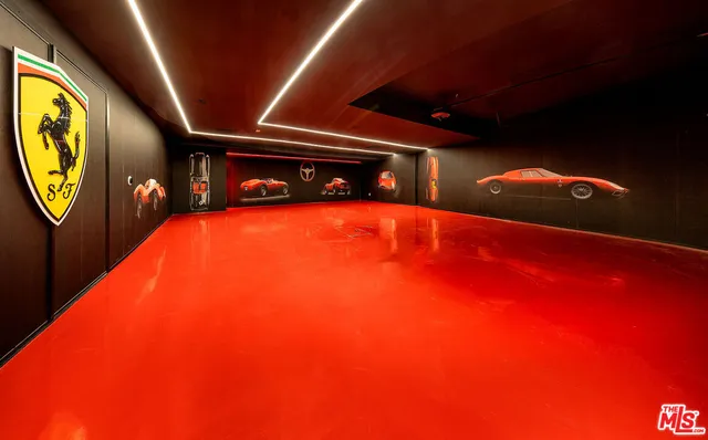 a view of an outdoor space and seating area