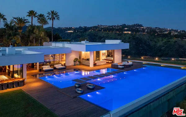 $500,000 | Lawlen Way, Beverly Hills, CA 90210