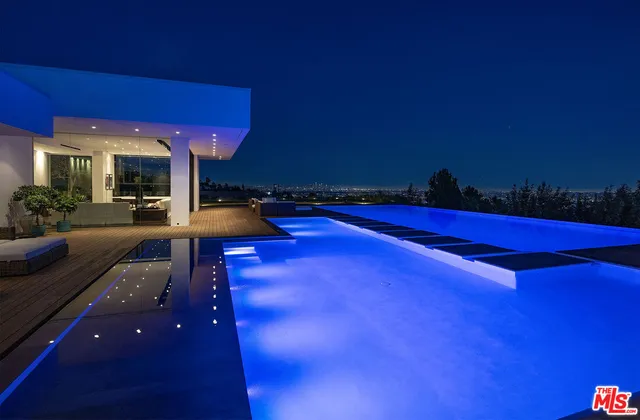 $500,000 | Lawlen Way, Beverly Hills, CA 90210