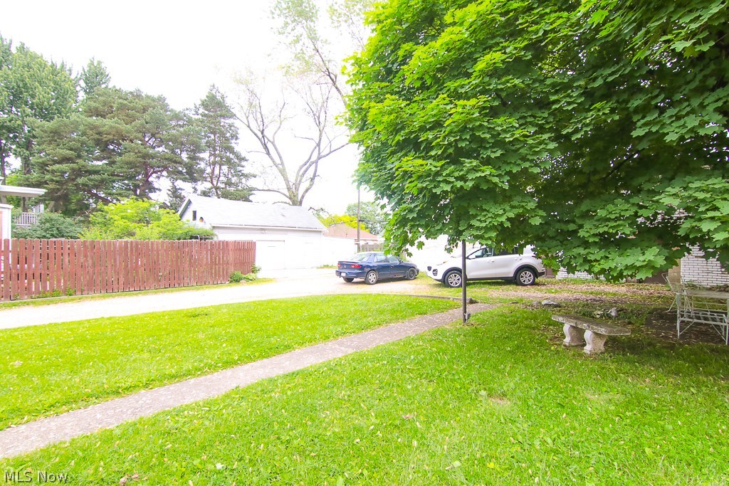6441 Ridge Road Parma, OH 44129 - Photo 13 of 15
