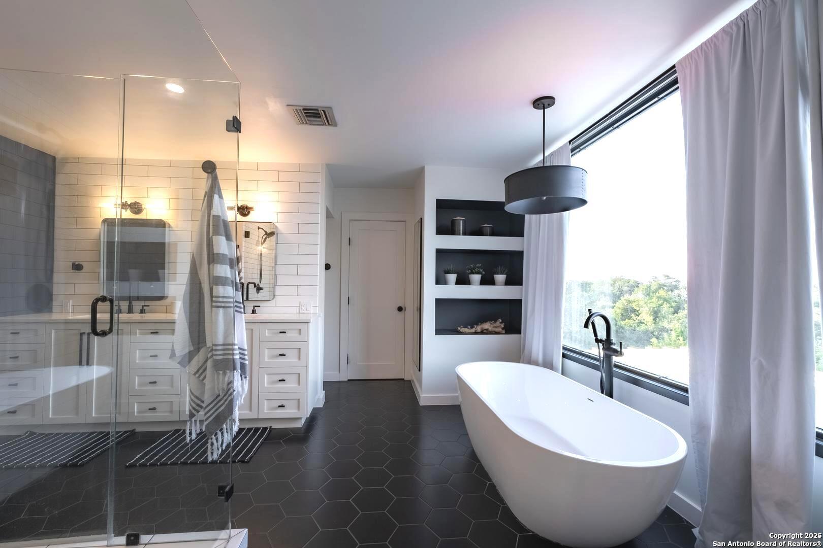 228-232 Spring Road Fredericksburg, TX 78624 - Photo 35 of 82