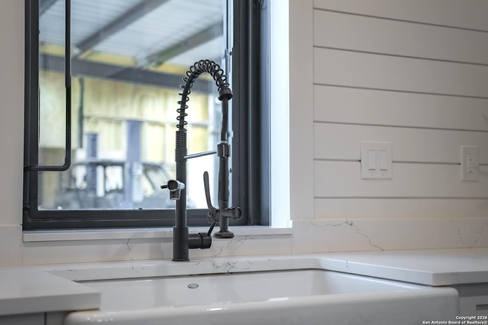 228-232 Spring Road Fredericksburg, TX 78624 - Photo 9 of 82