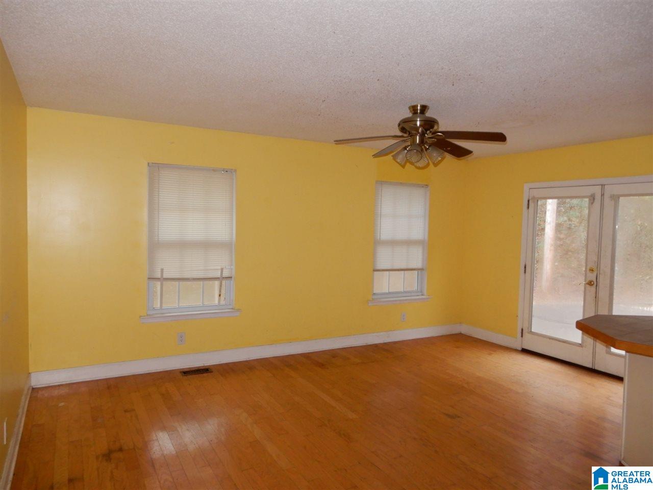 1431 Fairmont Road Sylacauga, AL 35150 - Photo 3 of 11