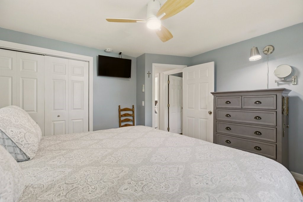 78 Grand View Road East Greenwich, RI 02818 - Photo 27 of 47