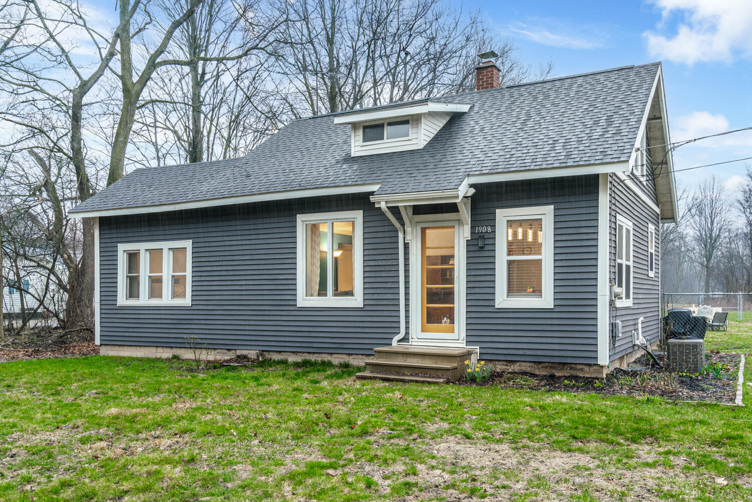 1908 Barney Road Kalamazoo, MI 49004 - Photo 1 of 26 WM1908barney-21