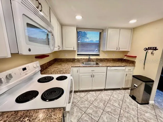 $1,700 | 11536 Baywood Meadows Drive, Unit 3, New Port Richey, FL 34654