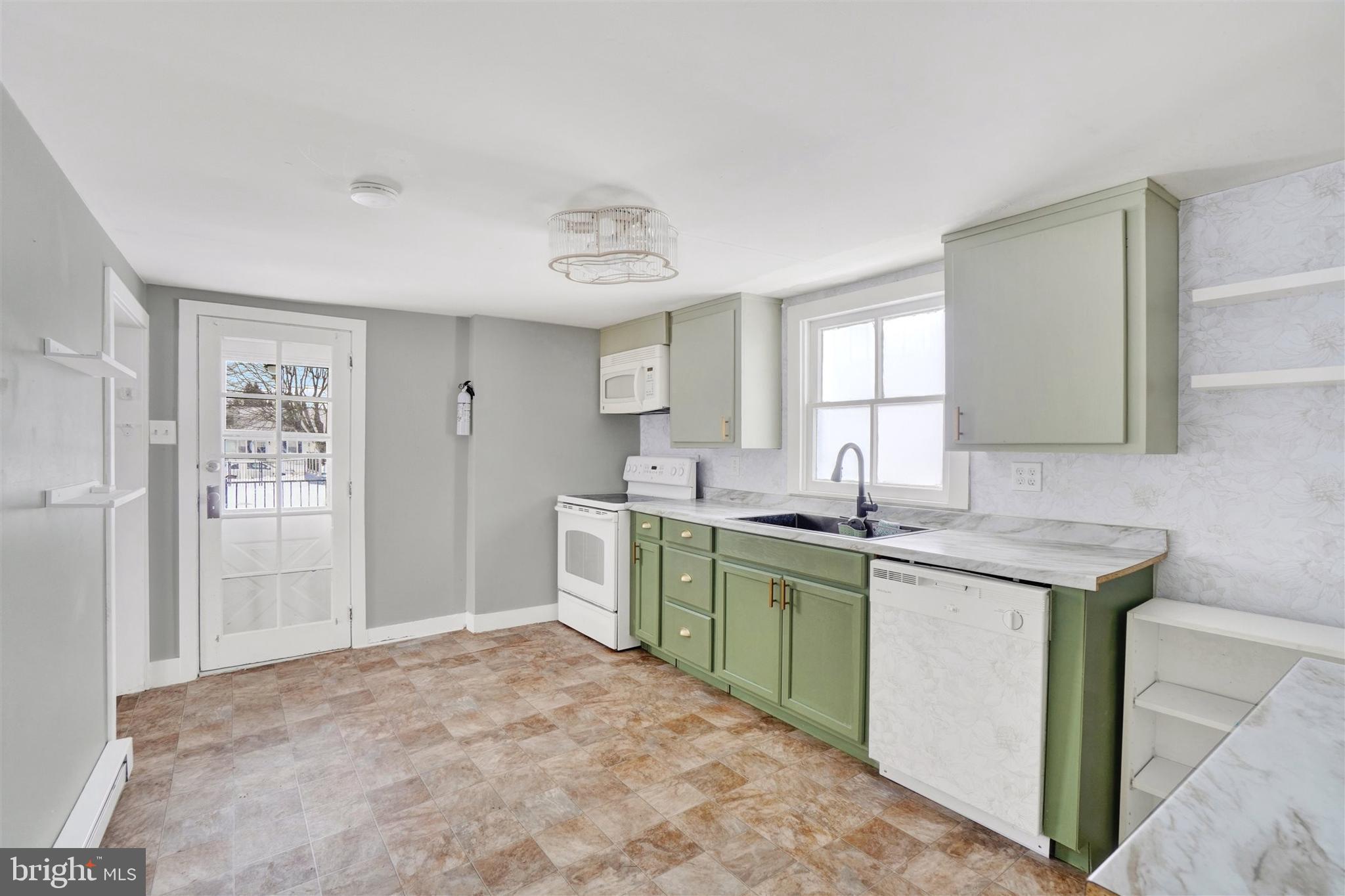147 Maple Street Manchester, PA 17345 - Photo 17 of 60