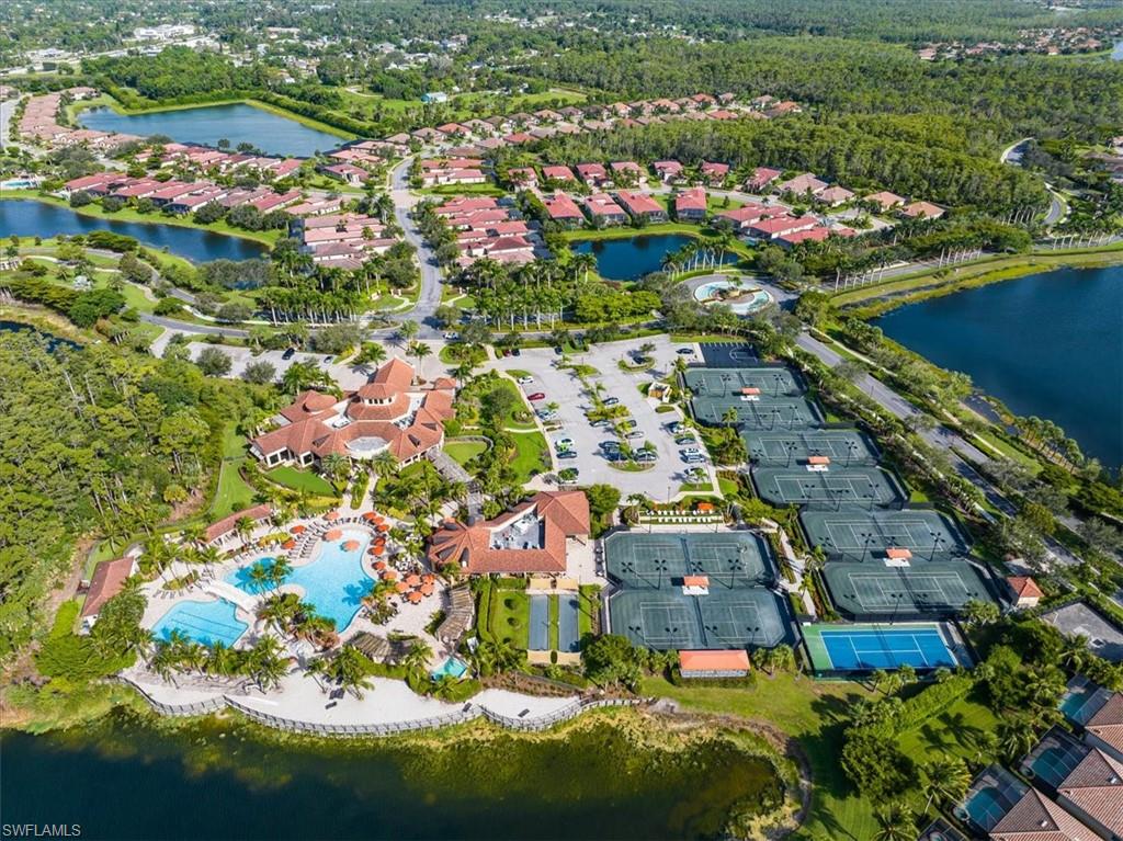 9566 Trevi Court, Unit 4942 Naples, FL 34113 - Photo 28 of 31 view of a city