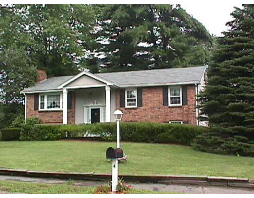 4 Warwick Road Franklin, MA 02038 - Photo 1 of 1 Gallery Image 1