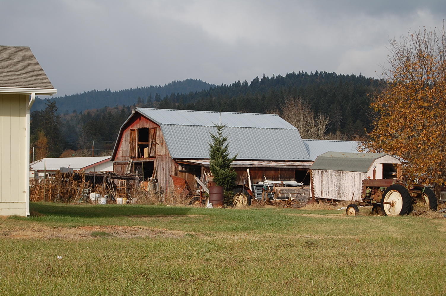 5922 Fish Hatchery Road Grants Pass, OR 97527 - Photo 18 of 26 18