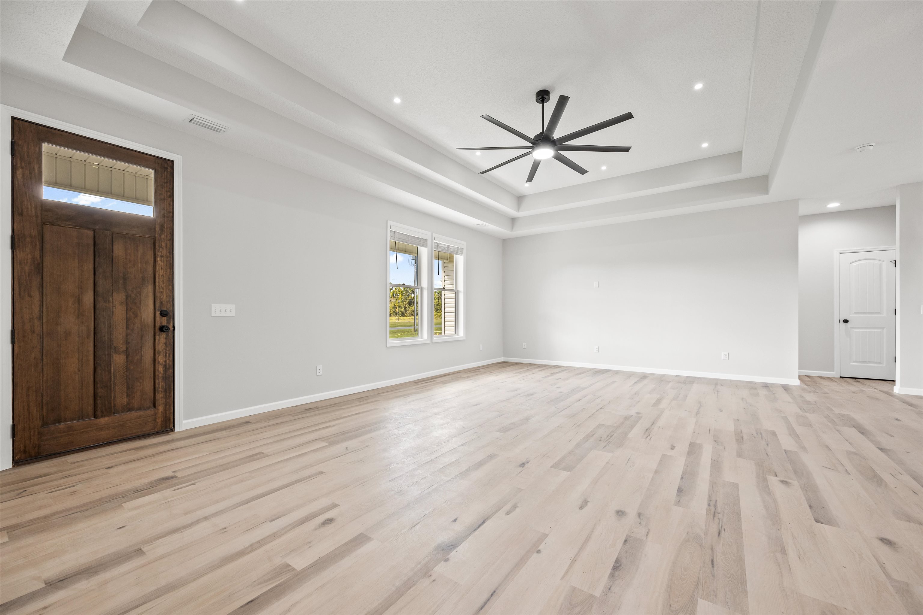 241 Southwest Canopy Trail Madison, FL 32340 - Photo 2 of 19