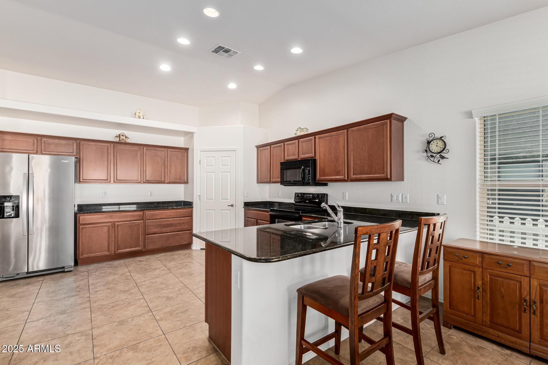 16 Meridian