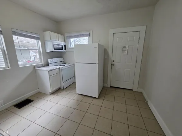 $1,250 | 1119 North Tuxedo Street, Indianapolis, IN 46201