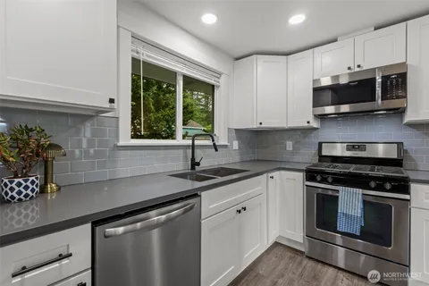 $637,000 | 14912 Southeast 270th Place, Kent, WA 98042