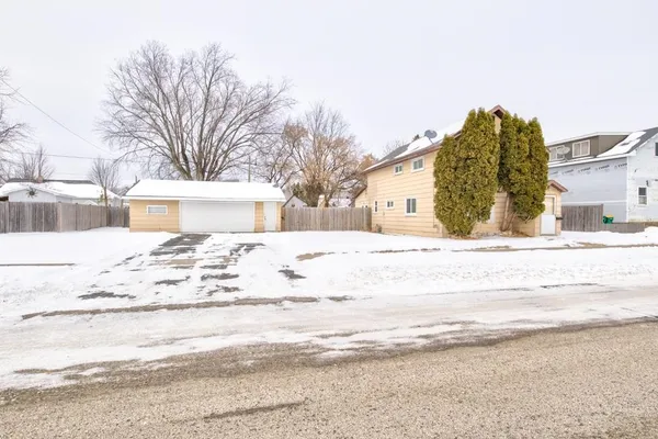 $159,900 | 1031 Spruce Street, Marinette, WI 54143