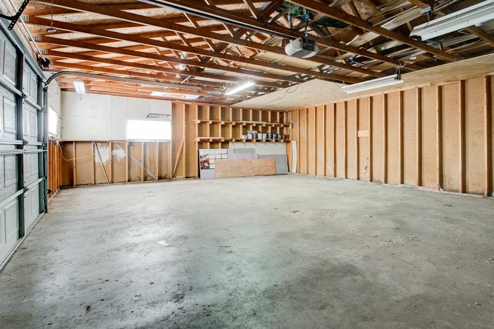 1031 Spruce Street Marinette, WI 54143 - Photo 35 of 37