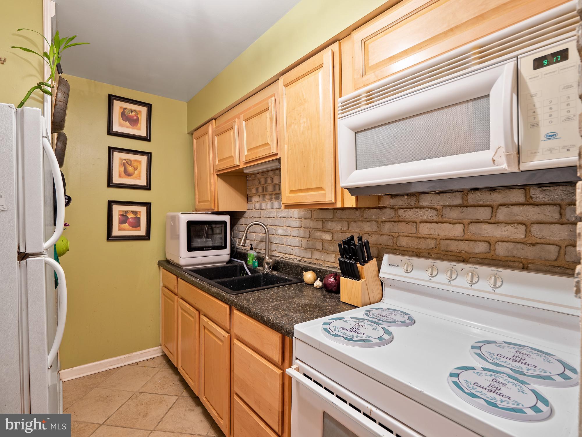 8110 Colony Point Road, Unit 217 Springfield, VA 22152 - Photo 11 of 21 Gallery Image 11