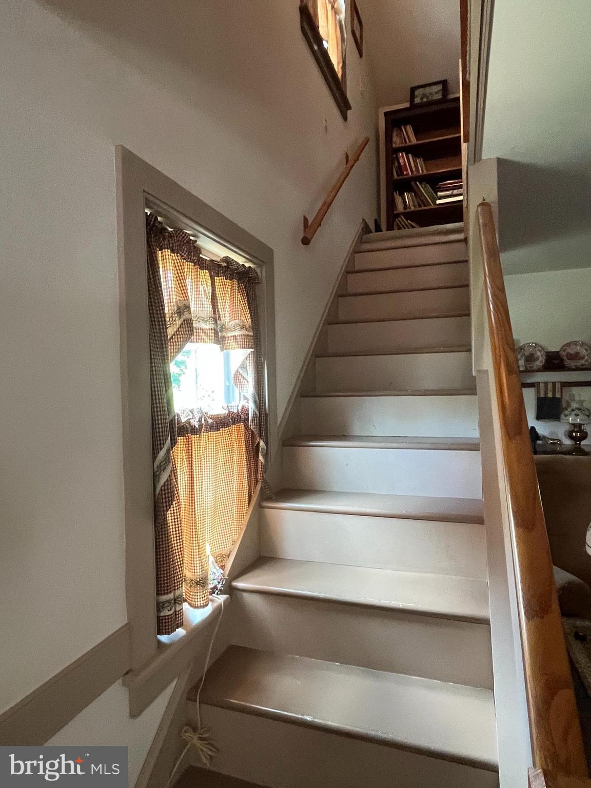 3454 Uniontown Road Westminster, MD 21158 - Photo 14 of 57 Staircasee in Huge Living Room