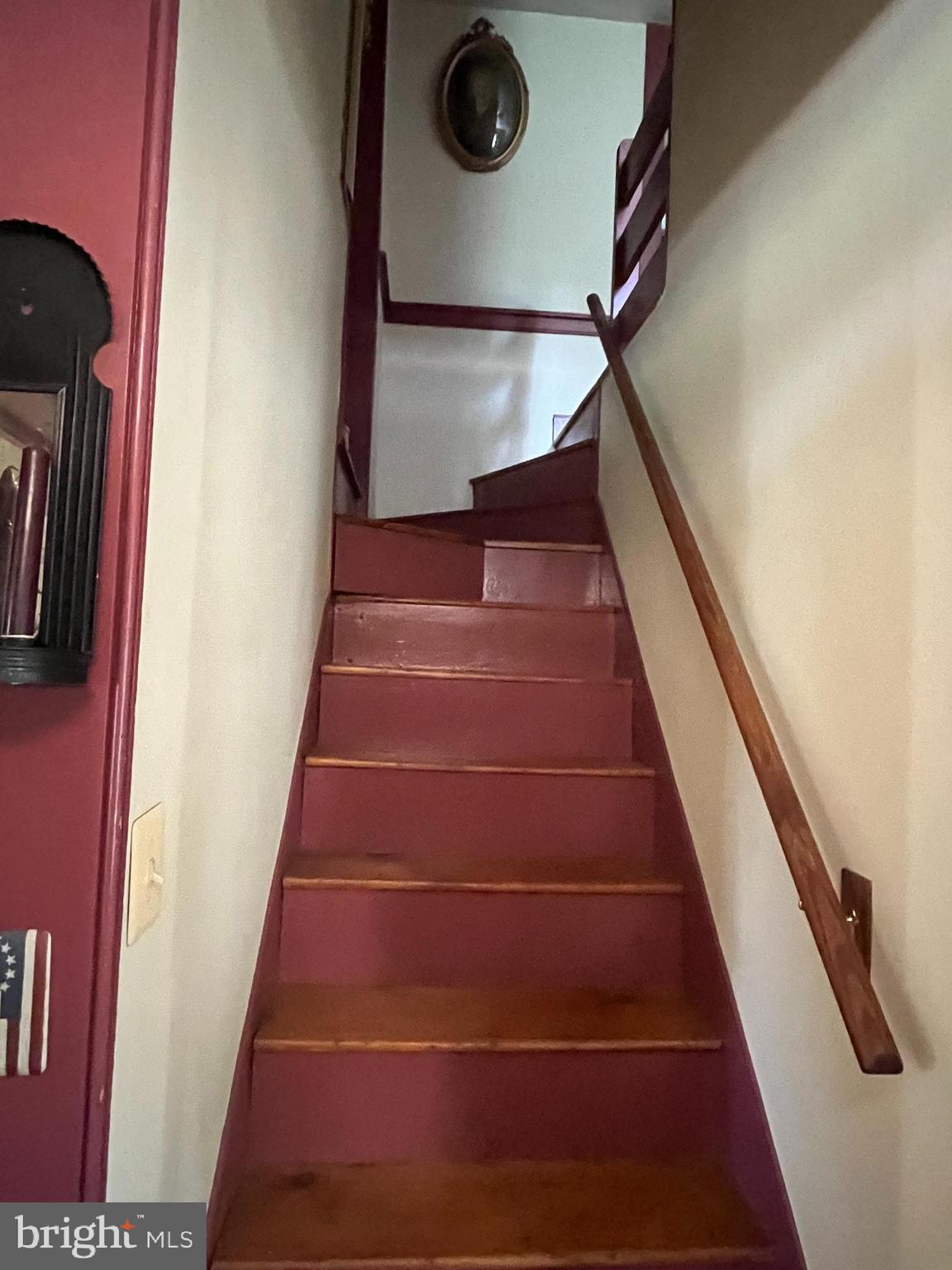 3454 Uniontown Road Westminster, MD 21158 - Photo 37 of 57 2nd Staircase