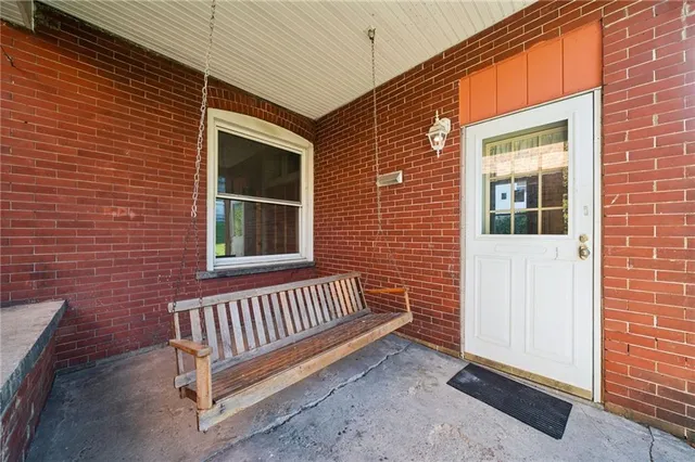 front view of house with a yard