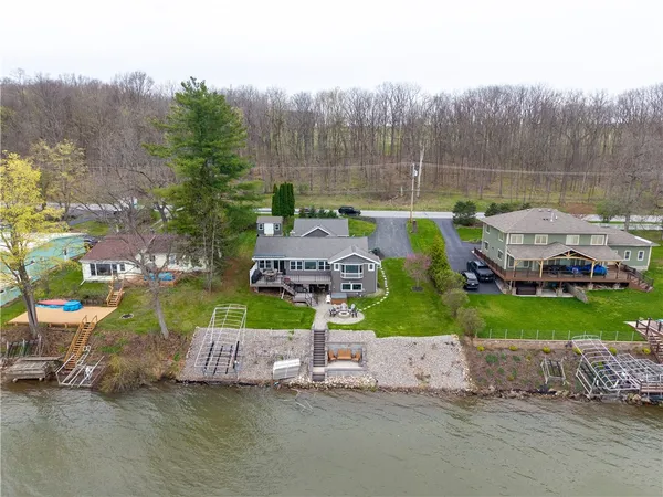 $999,000 | 4601 West Lake Road, Geneseo, NY 14454