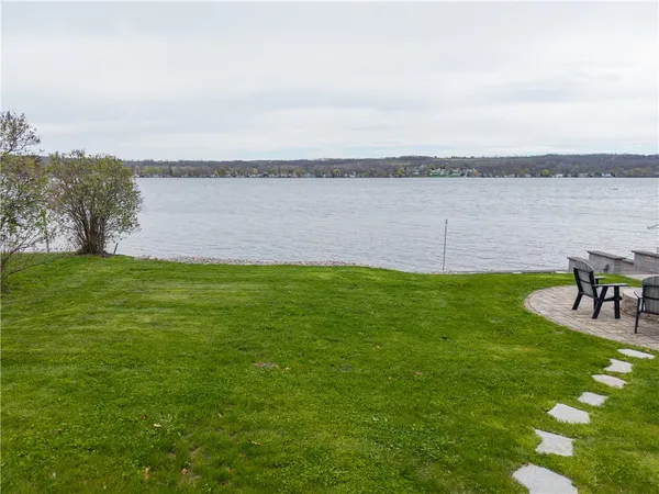 $999,000 | 4601 West Lake Road, Geneseo, NY 14454