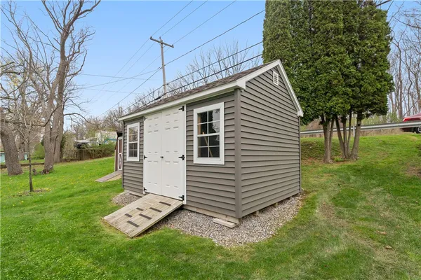 $999,000 | 4601 West Lake Road, Geneseo, NY 14454