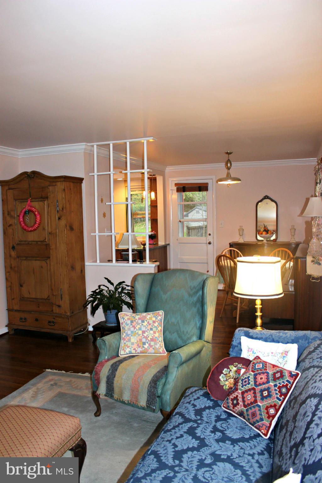 12002 Judson Road Silver Spring, MD 20902 - Photo 7 of 19 Interior (General)