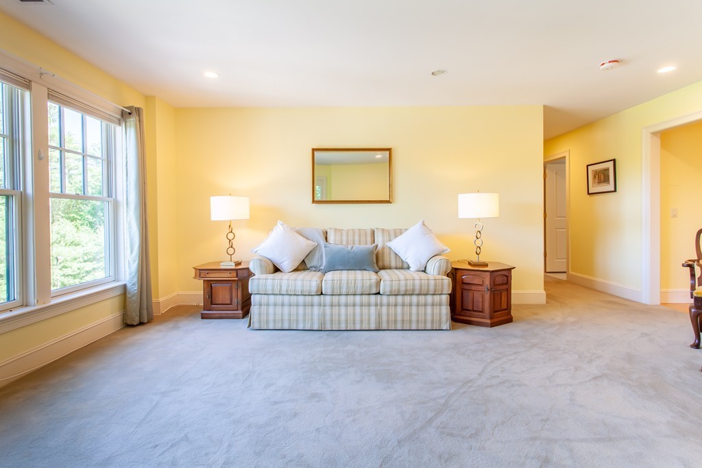78 Forest Ridge Road, Unit 303 Concord, MA 01742 - Photo 3 of 18 Gallery Image 3