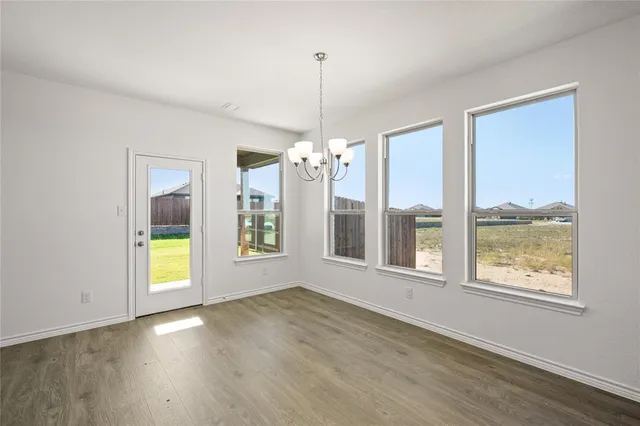 $329,900 | 1905 Mohican Drive, Cleburne, TX 76033